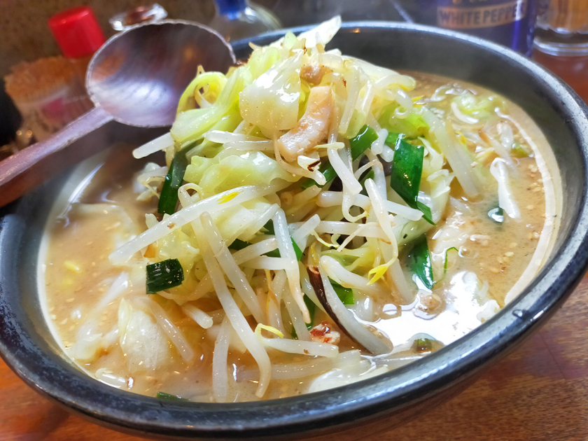 写真 横手の人気ラーメン店【ラーメン幸】の【ちゃんぽん風ラーメン】を味わう！