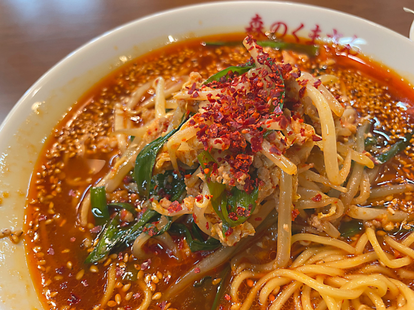 メイン画像:8/21 OPEN 大町で人気の味が市民市場にも。「川反辛麺 森のくまさん」